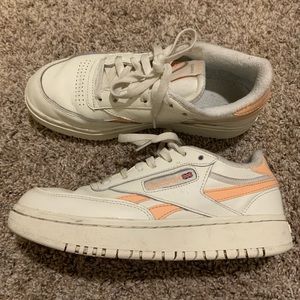 Women’s platform sneaker Reebok